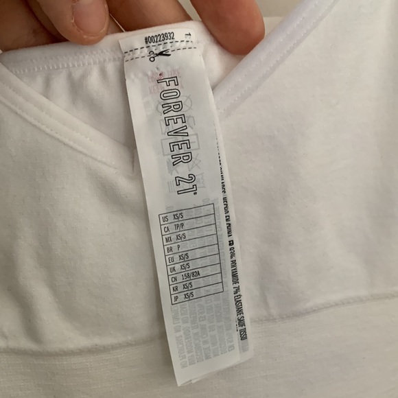 [XS/S] F21 top - Picture 3 of 5